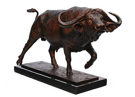 Tapudzadilo II buffalo bull charging